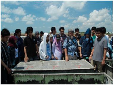 KUNJUNGAN LAPANGAN MAHASISWA TEKNIK KELAUTAN ITB KE TAMBAK GARAM DI INDRAMAYU DAN CIREBON