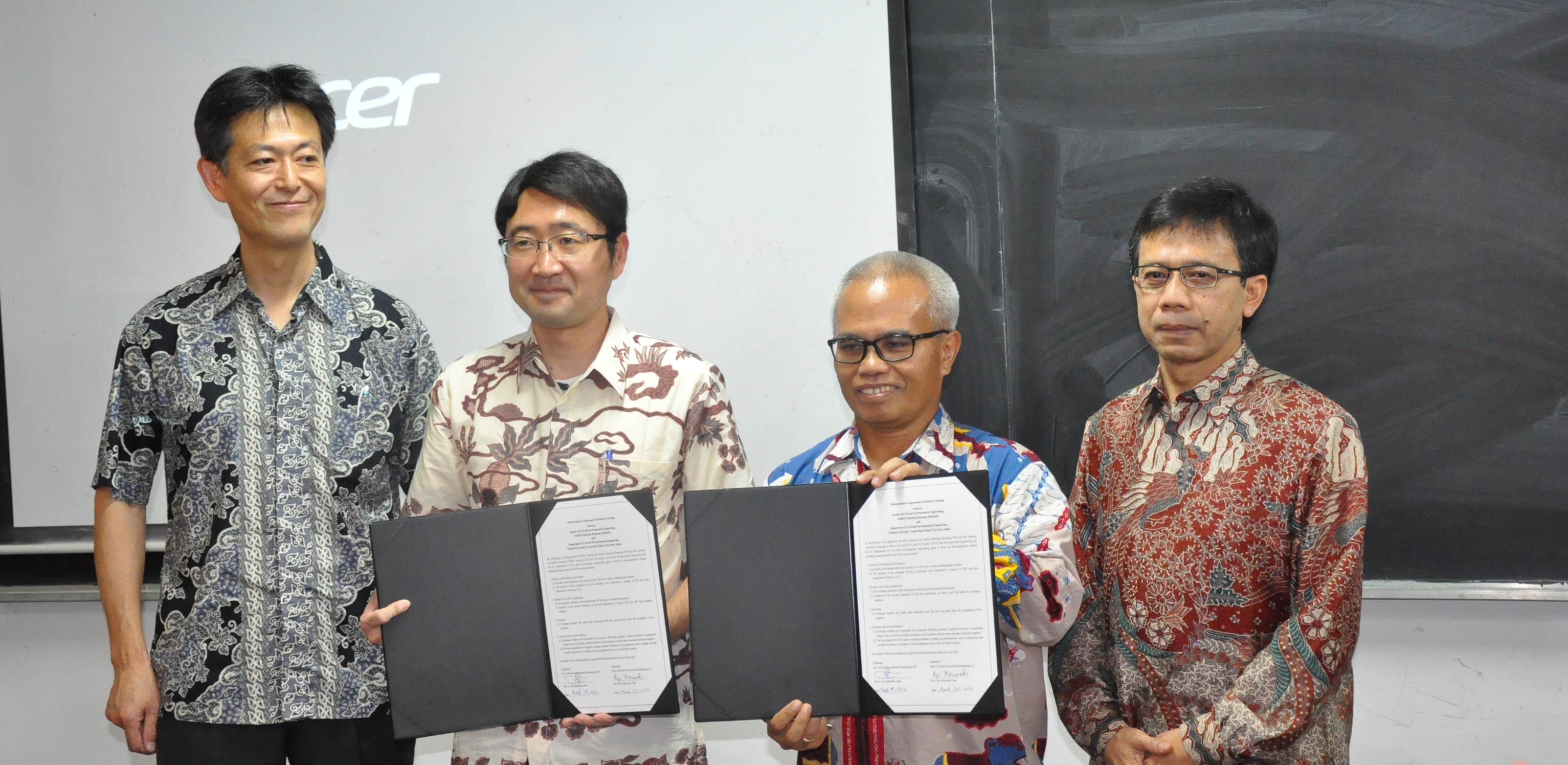 Kerjasama FTSL dengan Ehime University