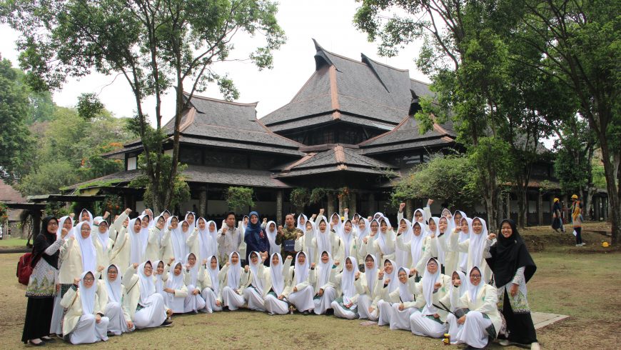 Kunjungan SMA IT Ibnu Abas Klaten