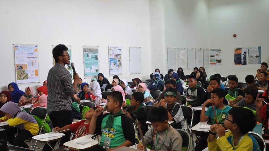 Kunjungan Pesantren Liburan Salman ITB ke Teknik Lingkungan FTSL