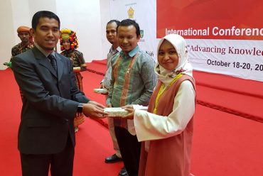 Safira Fitri Memperoleh Peringkat 3 Best Paper pada The 7th AIC-ICMR 2017 International Conference