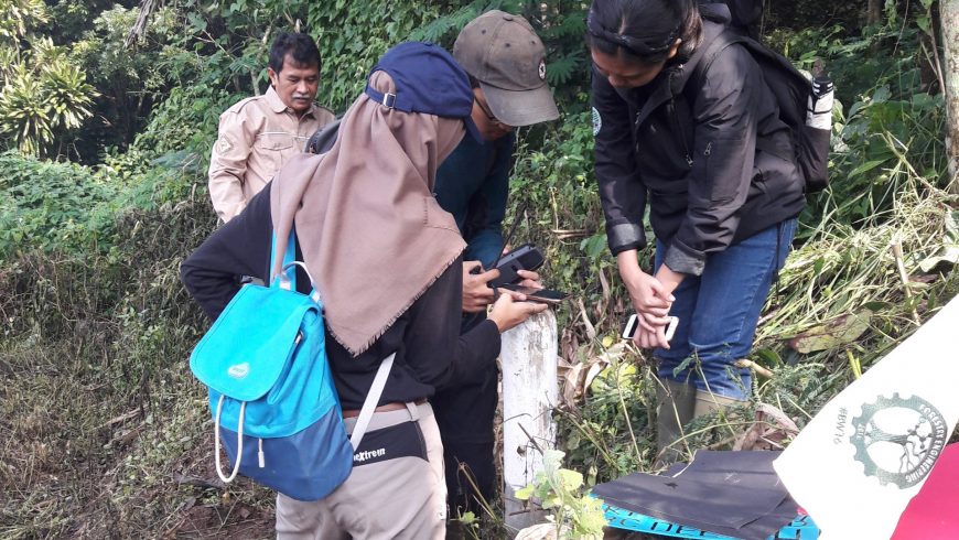 Praktikum dan Kuliah Lapangan