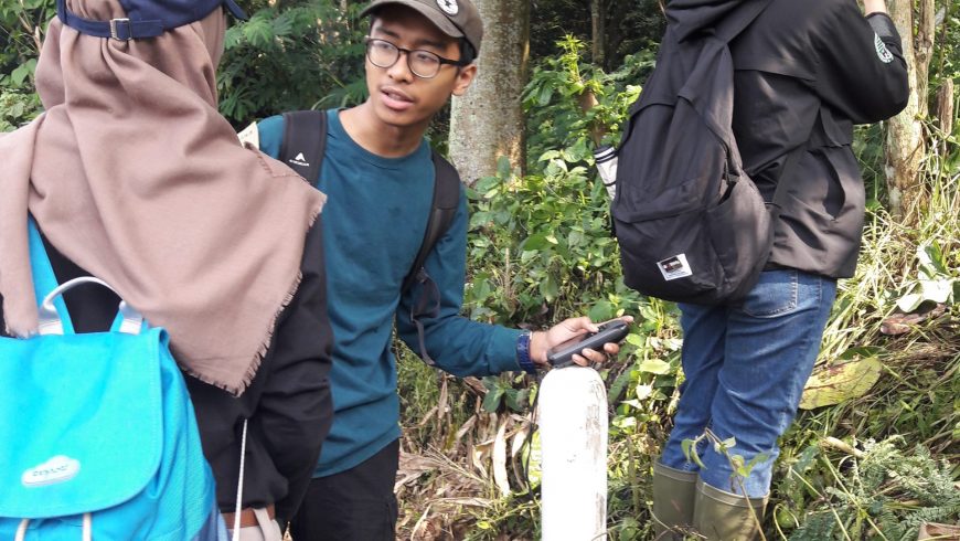 Praktikum dan Kuliah Lapangan